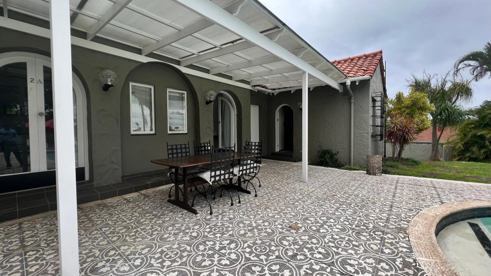 Casablanca Guest House Дурбан Экстерьер фото